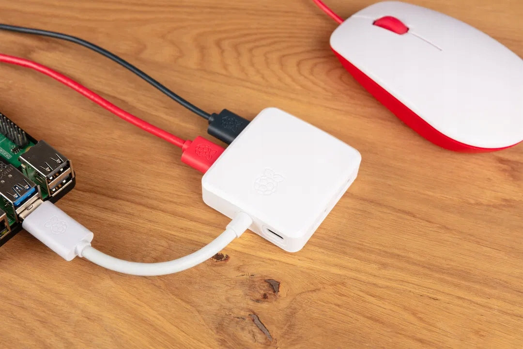 Raspberry Pi USB 3 Hub - 4-Port USB Hub Batteries included no
