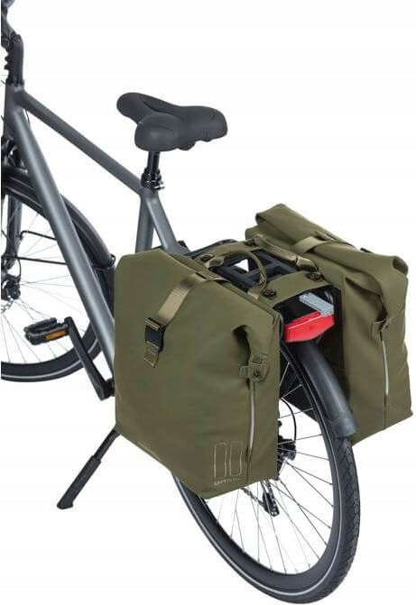 Rear bicycle pouch 2-chamber Basil SoHo Nordlight MIK 41L Manufacturer code T18460
