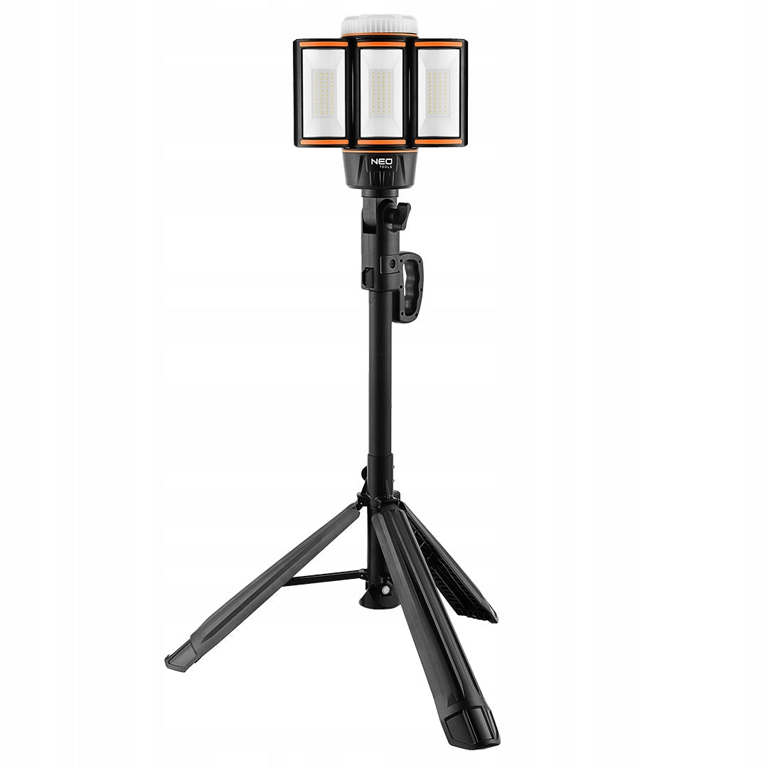 Rechargeable lamp on stand 5000 lm + charger