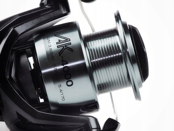 Reel Okuma AK Baitfeeder AK-4000 Gear ratio 5.0:1
