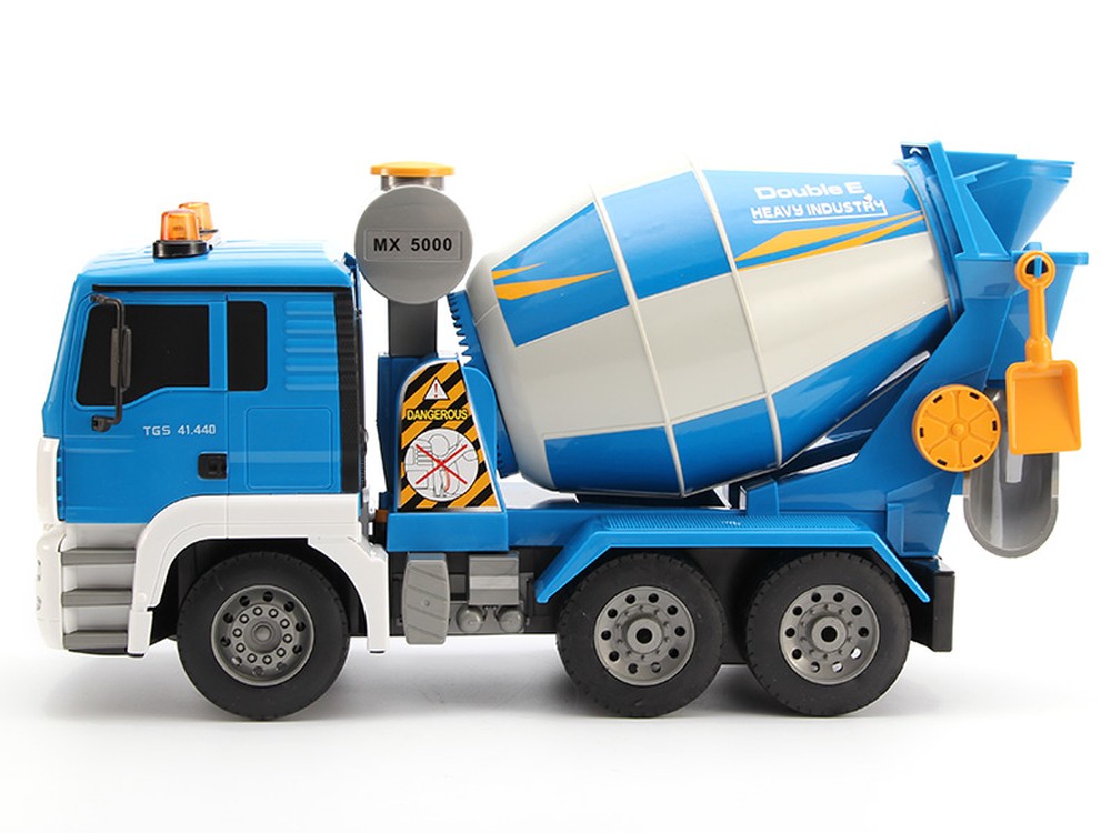 Remote controlled concrete mixer Double Eagle E518-003