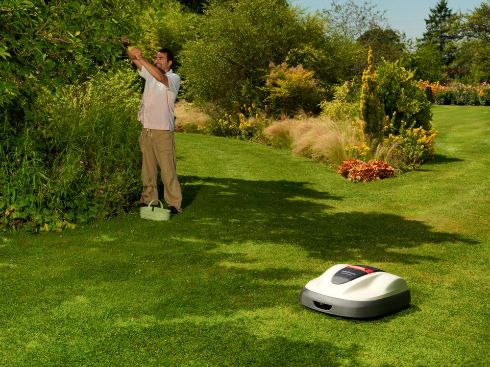 Robot mower Honda Miimo HRM 310 22cm Mowing performance 1500 m²