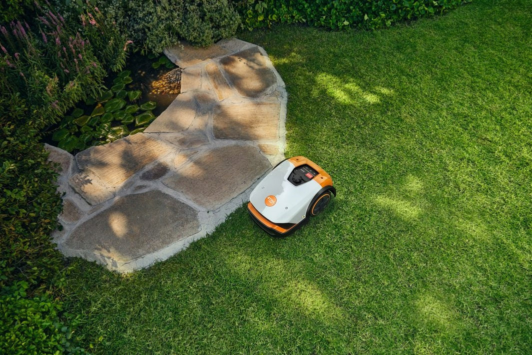 Robot mower automatic STIHL iMOW 4 to 1000 m Mowing width 20 cm