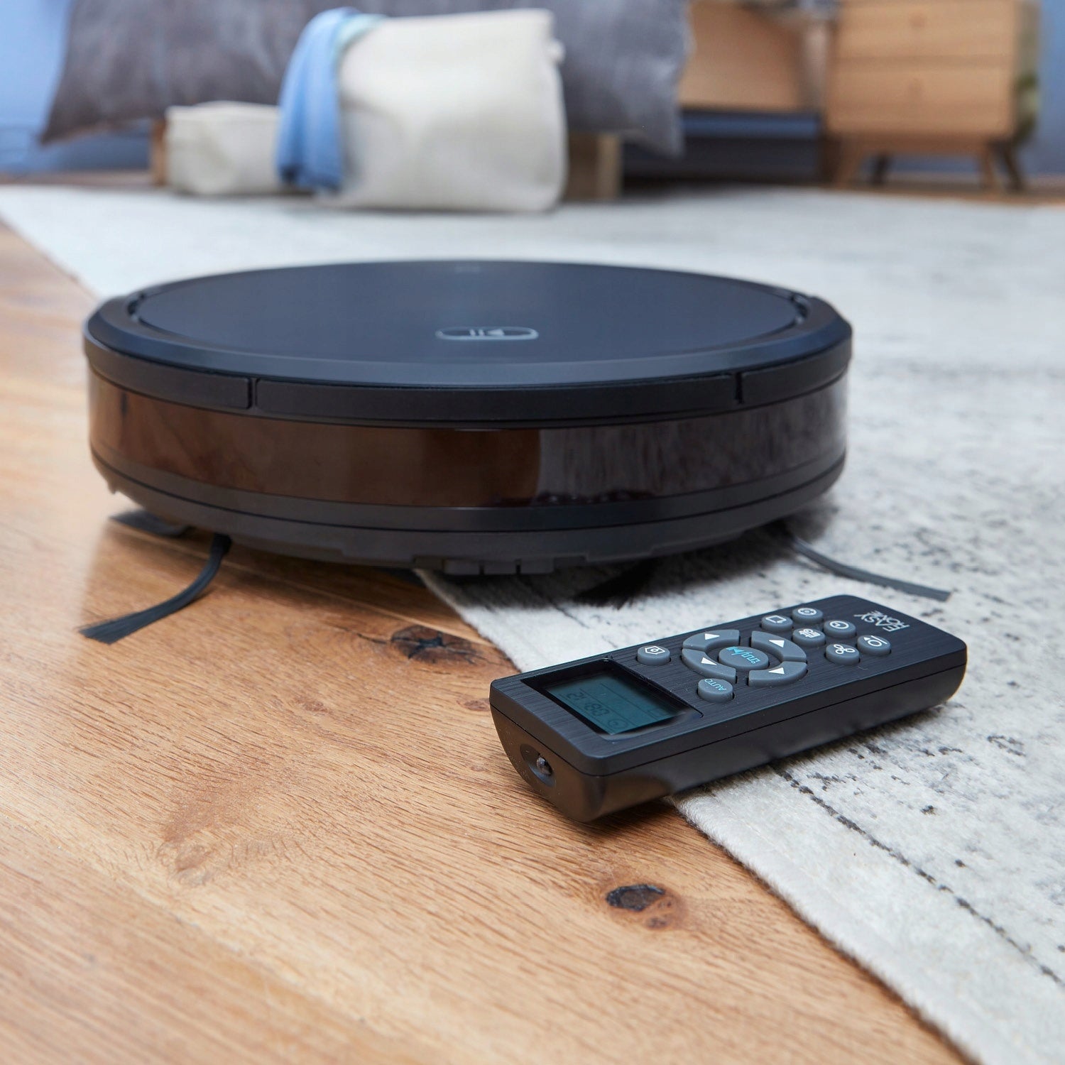 Robot vacuum cleaner Quigg A501B black Manufacturer code A501B
