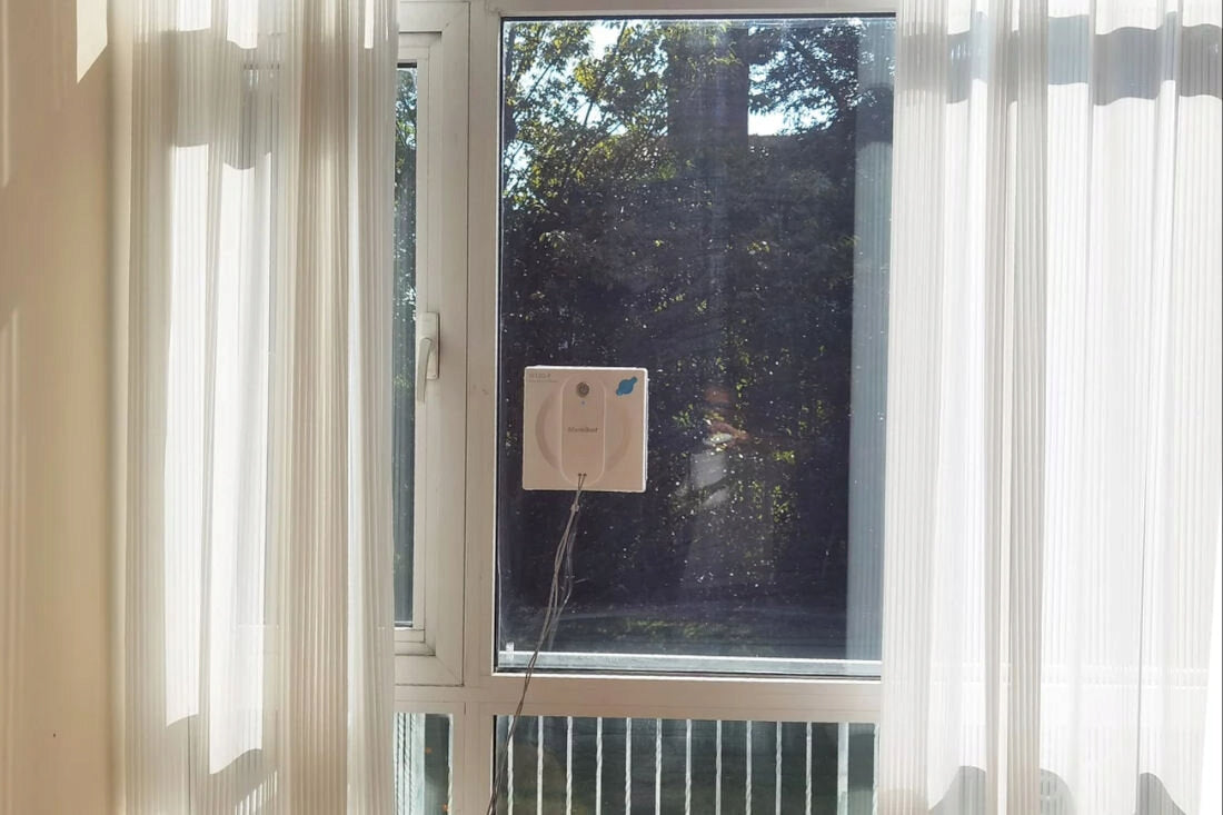 Robot window cleaner MAMIBOT W120-F Spray White Battery type lithium-ion