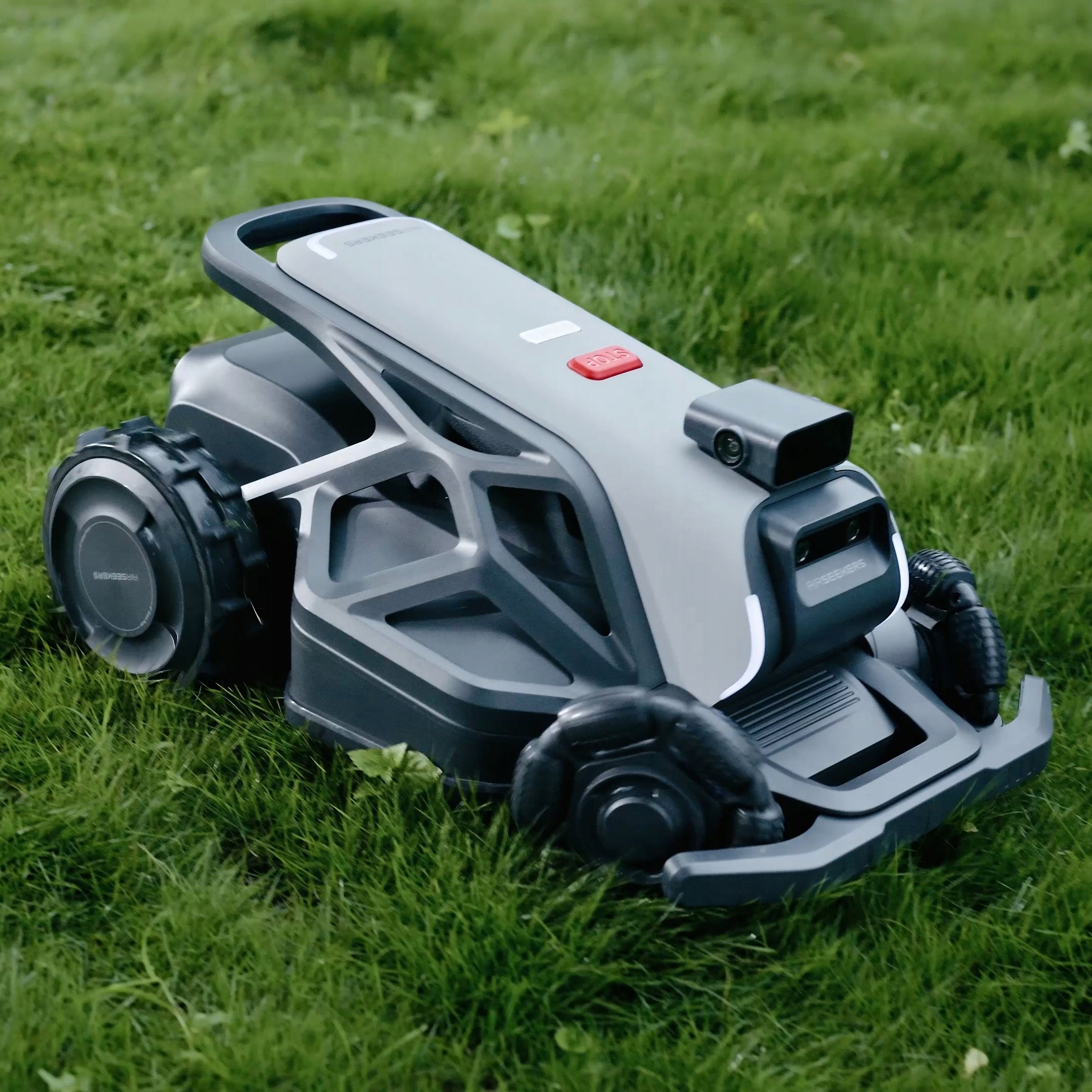 Robotic Lawn Mower TRON 360° AI Vision Navigation, IPX6, Swappable Battery Manufacturer code 9331855024332