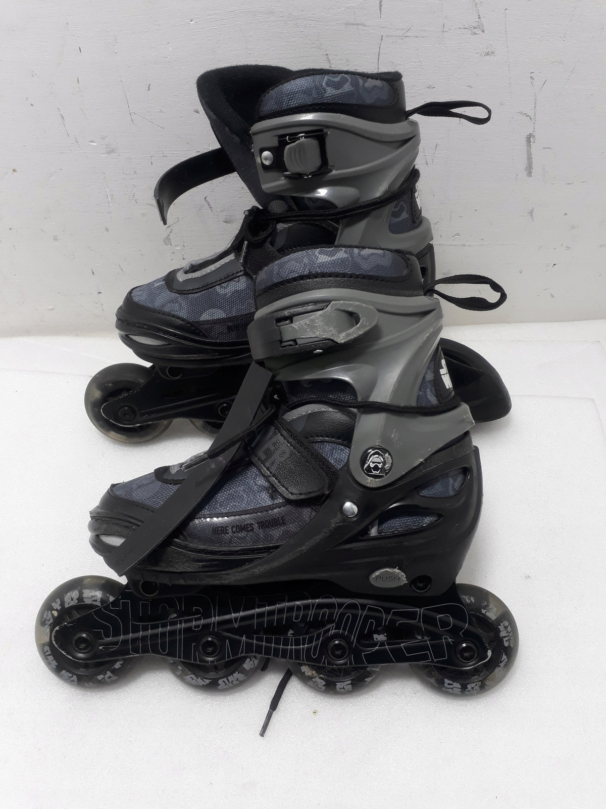 Roller skates Star Wars r. 34-37 Seven Manufacturer code D7873