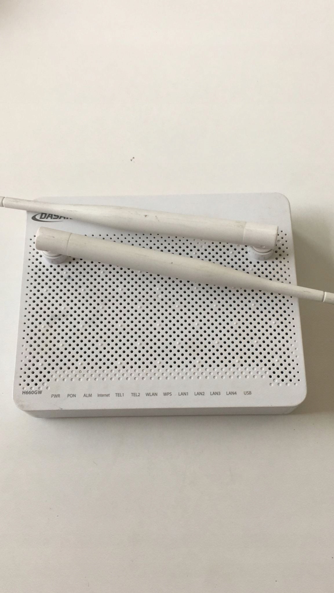 Router H660GW Dasan white10