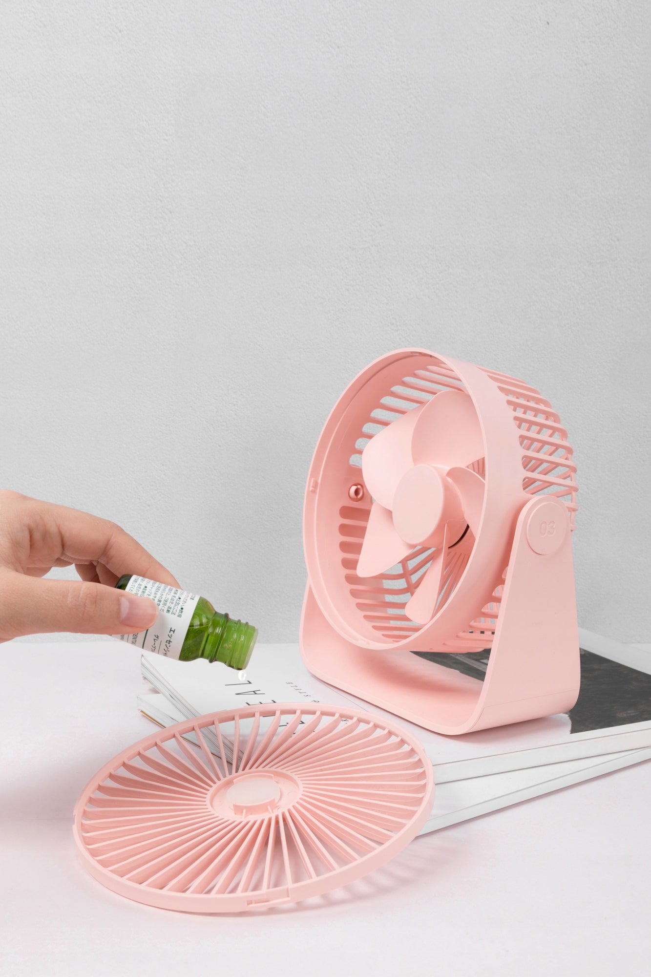 Różowy biurkowy wentylator Sothing cichy potężny USB Fan type table