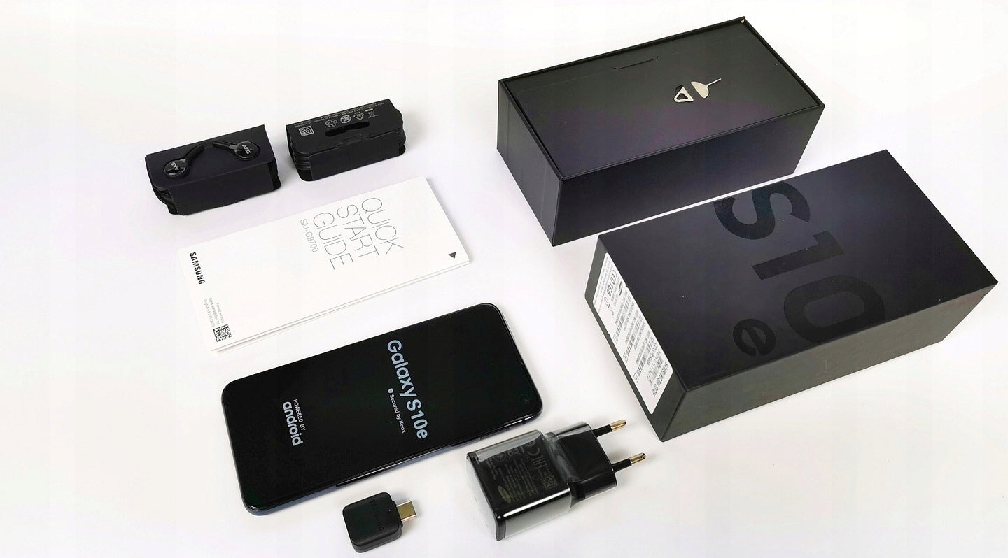 SAMSUNG GALAXY S10e 6GB 128GB FULL SET Charger included no