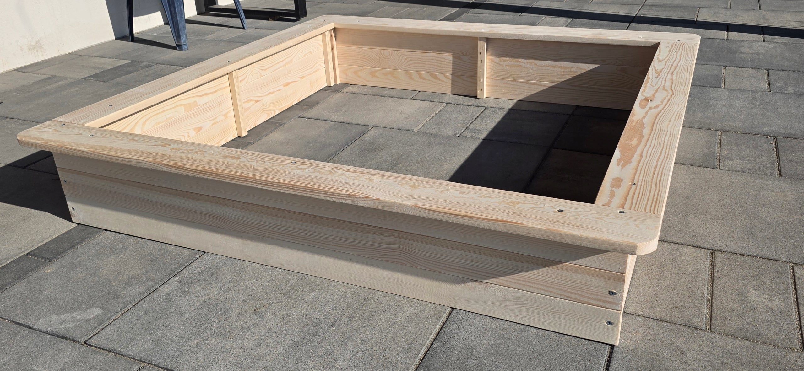 SANDBOX SANDBOXES 150*150*26,3 NOT PAINTED WITHOUT OAK AND SPECIES WYSZ Product width 150 cm