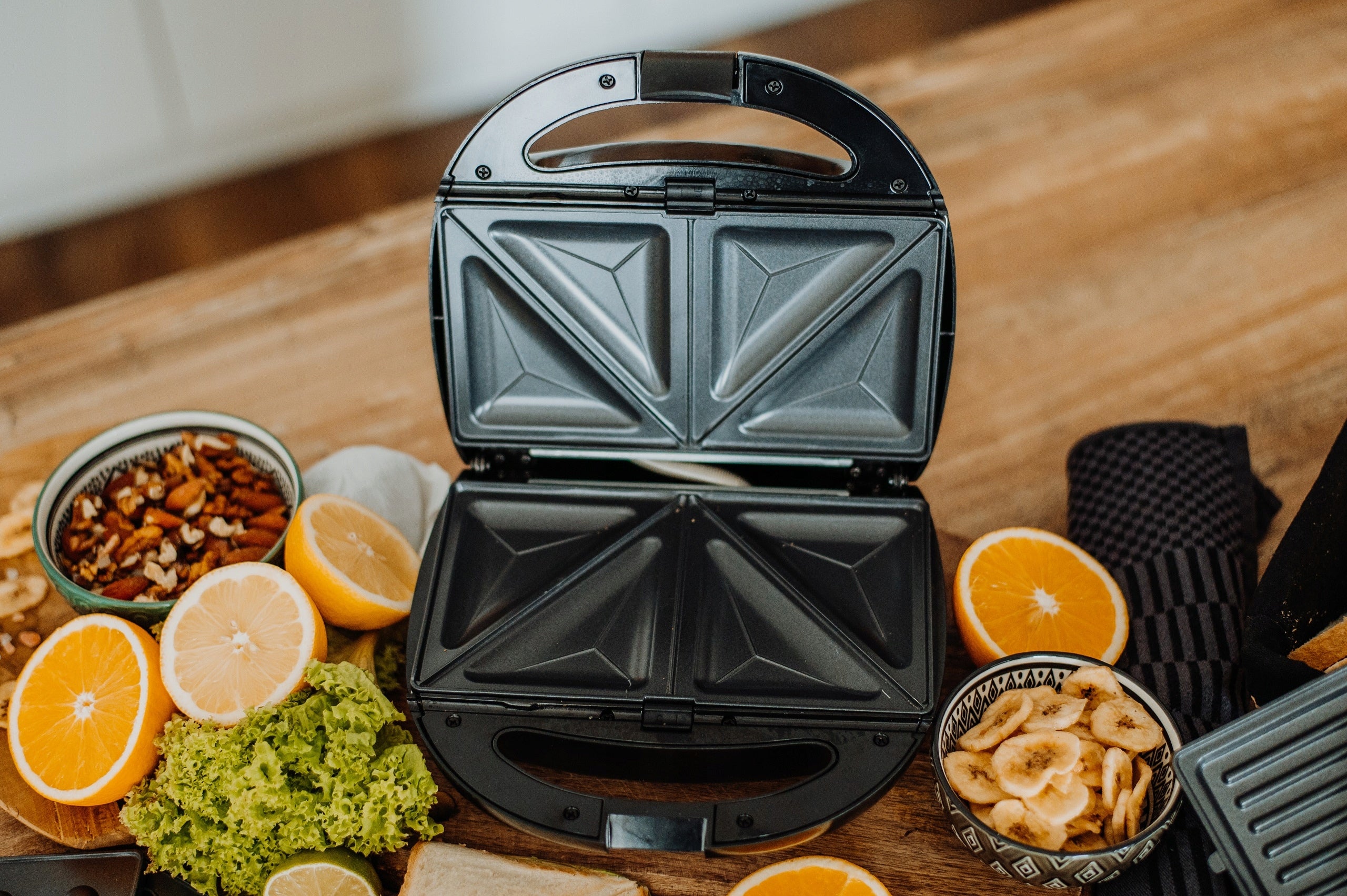 SANDWICH TOASTER WAFFLE IRON GRILL ELECTRIC TOASTER STRONG PANINI 5IN1 Power rating 800 W