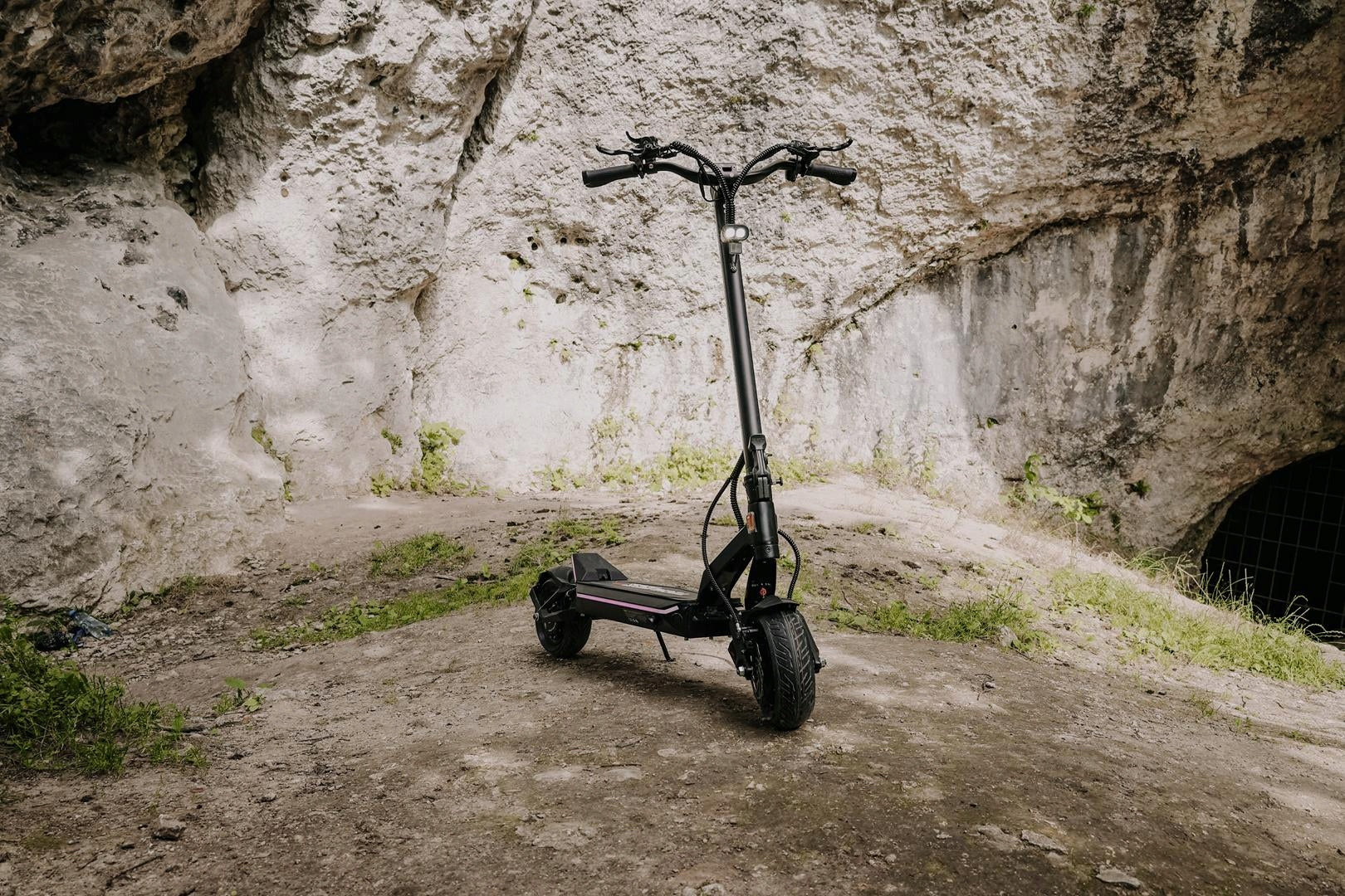 SCOOTER ELECTRIC BATTERY SAMSUNG TECHLIFE Q7 V2 2X1500W PLUMBING Color black