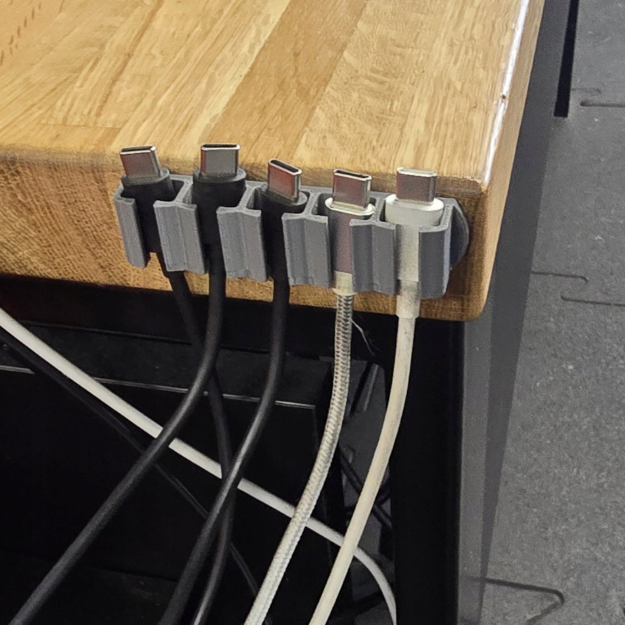 SELF ADHESIVE DESK WIRE CABLE ORGANIZER 5 Cables Brand no brand