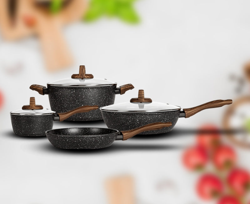 SET OF ALUMINUM POTS 7EL SET OF POTS SMILE LID PAN Material stainless steel