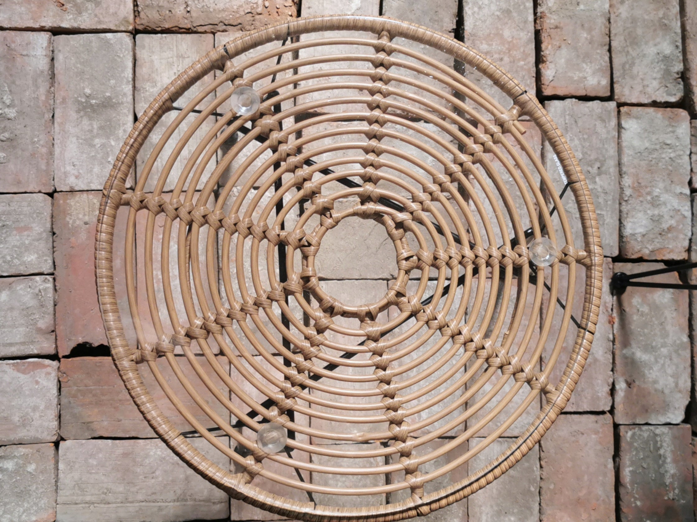 SET OF BALCONY FURNITURE BROWN - TABLE + 2 CHAIRS - PE RATTAN For coffee set