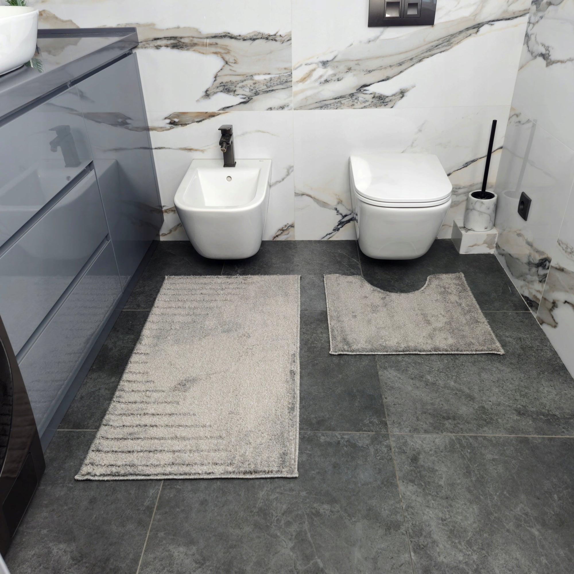 SET OF BATHROOM RUGS JOY 2 PCS 57x100+57x50 GREY MAT WITH CUTOUT Packaging status original