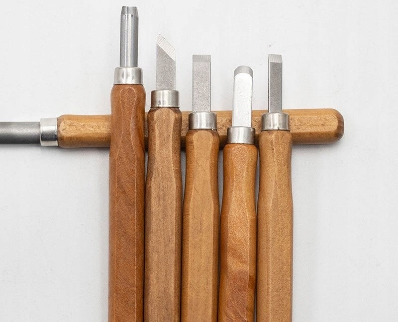 SET OF CHISELS FOR CARVING IN WOOD 16 ELEMENTS Brand no brand