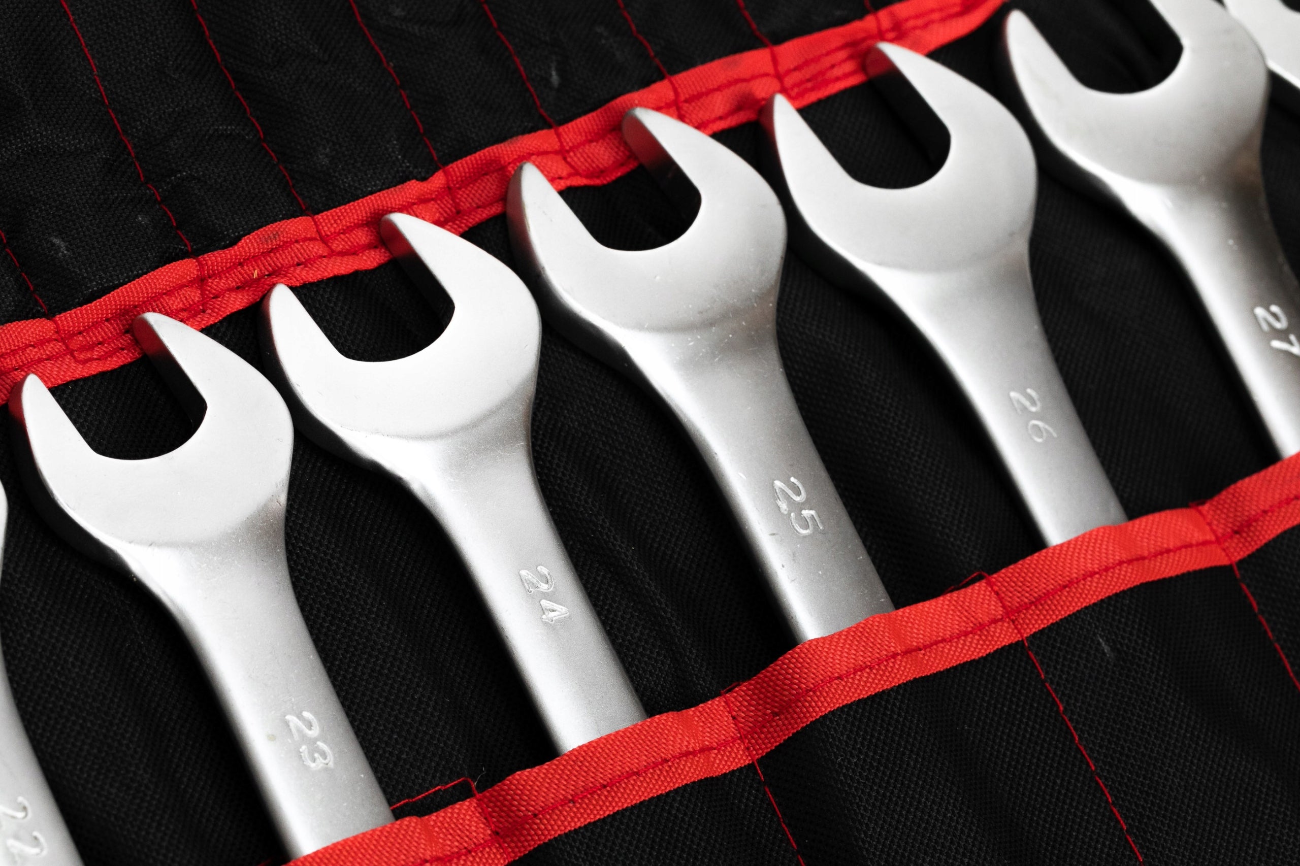 SET OF FLAT EYE WRENCHES 6-32mm SHEET 25pcs Product weight with unit packaging 5.125 kg