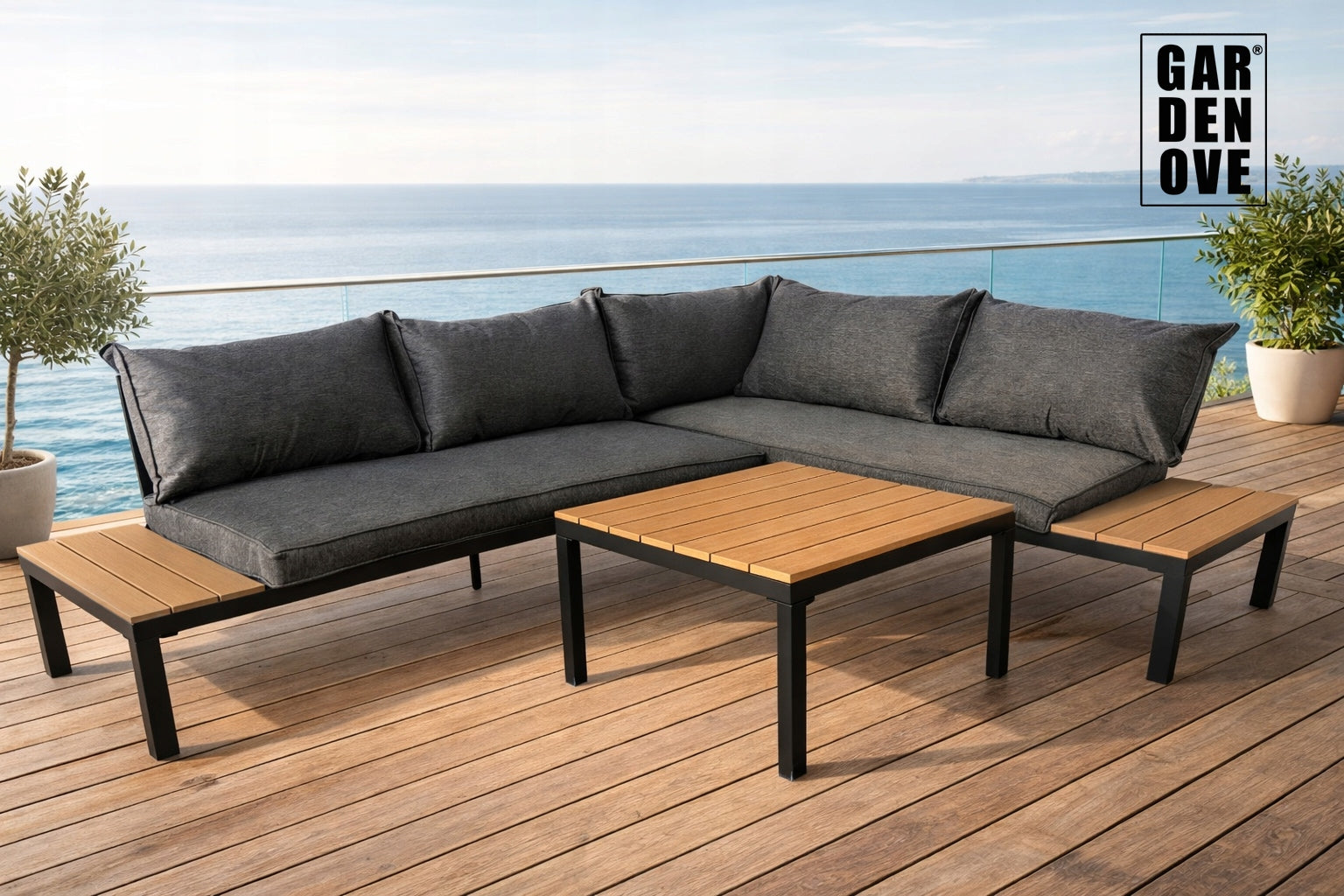 SET OF GARDEN FURNITURE CORNER 4 PEOPLE, SOFA TABLE, BOARDS - GARDENOVE Number of items in the set 5
