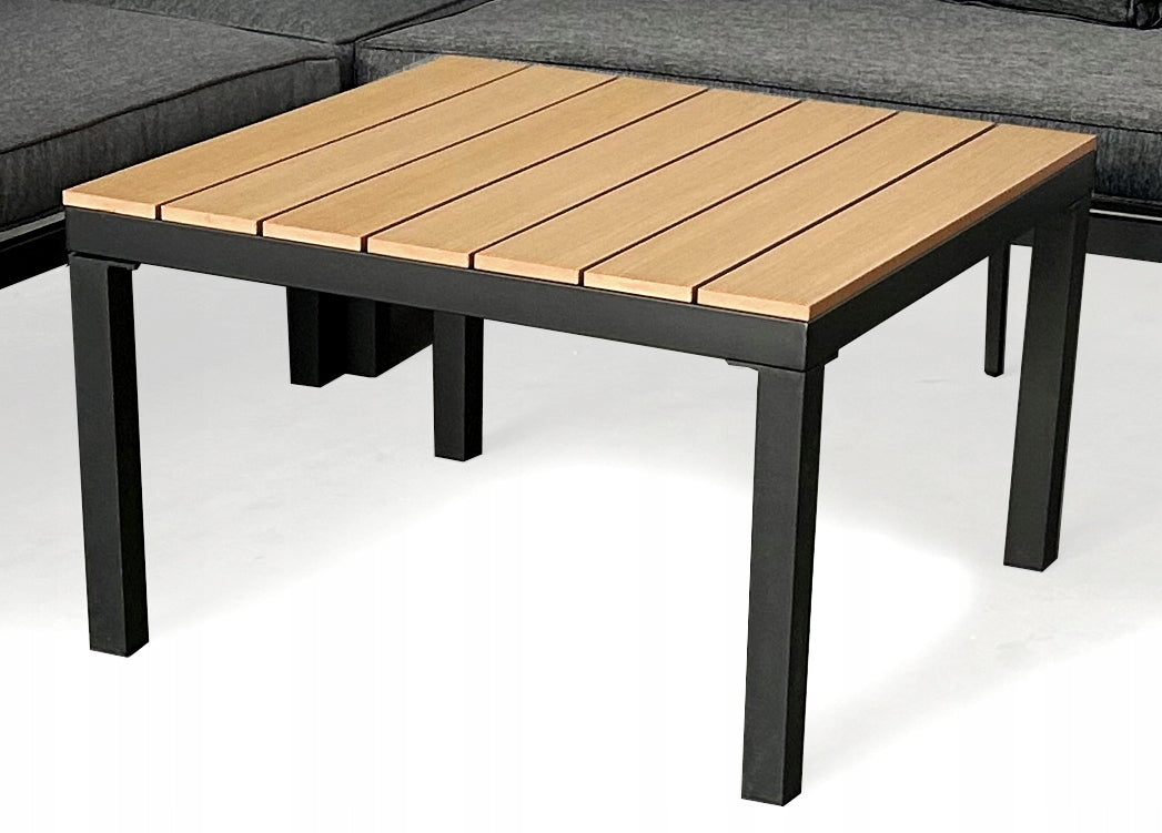 SET OF GARDEN FURNITURE CORNER SOFA TABLE 5 PEOPLE GARDENOVE Number of items in the set 4