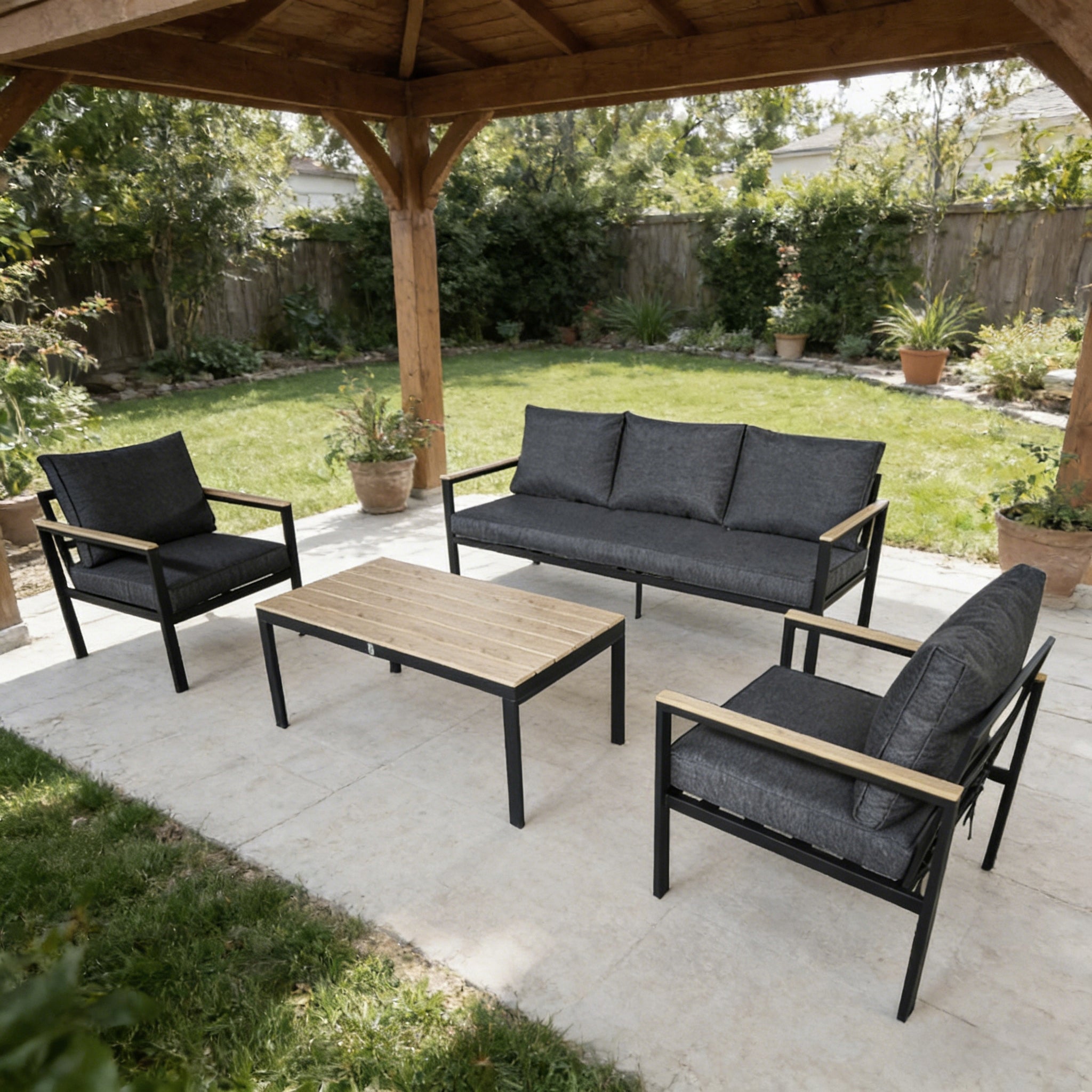 SET OF GARDEN FURNITURE SOFA + 2x ARMCHAIR - GARDENOVE Set contents armchair end table other element