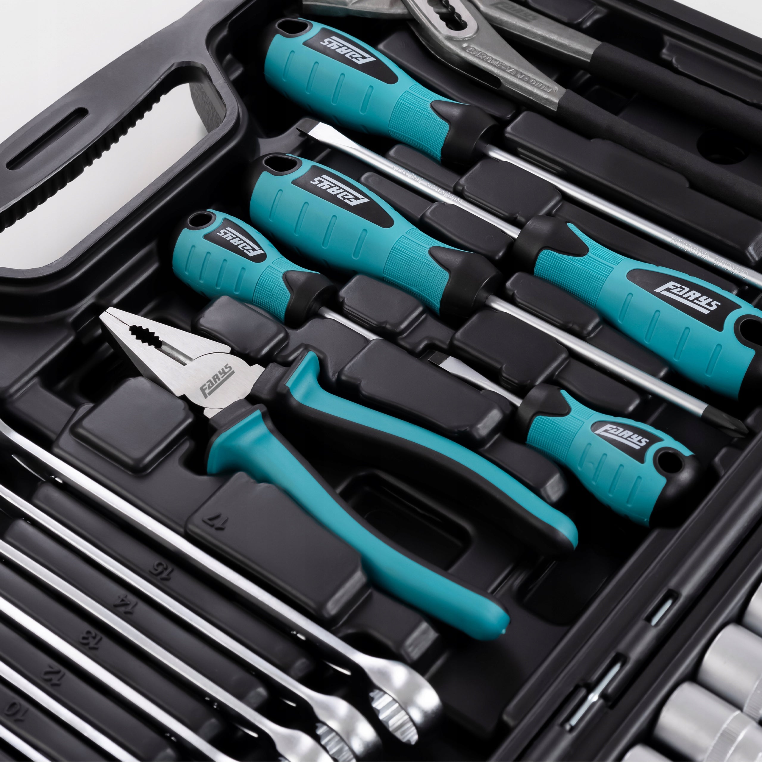 SET OF SOCKET WRENCH TOOLS 56el. IN CASE RATCHET CAPS FR2042 Customs tariff code 82060000