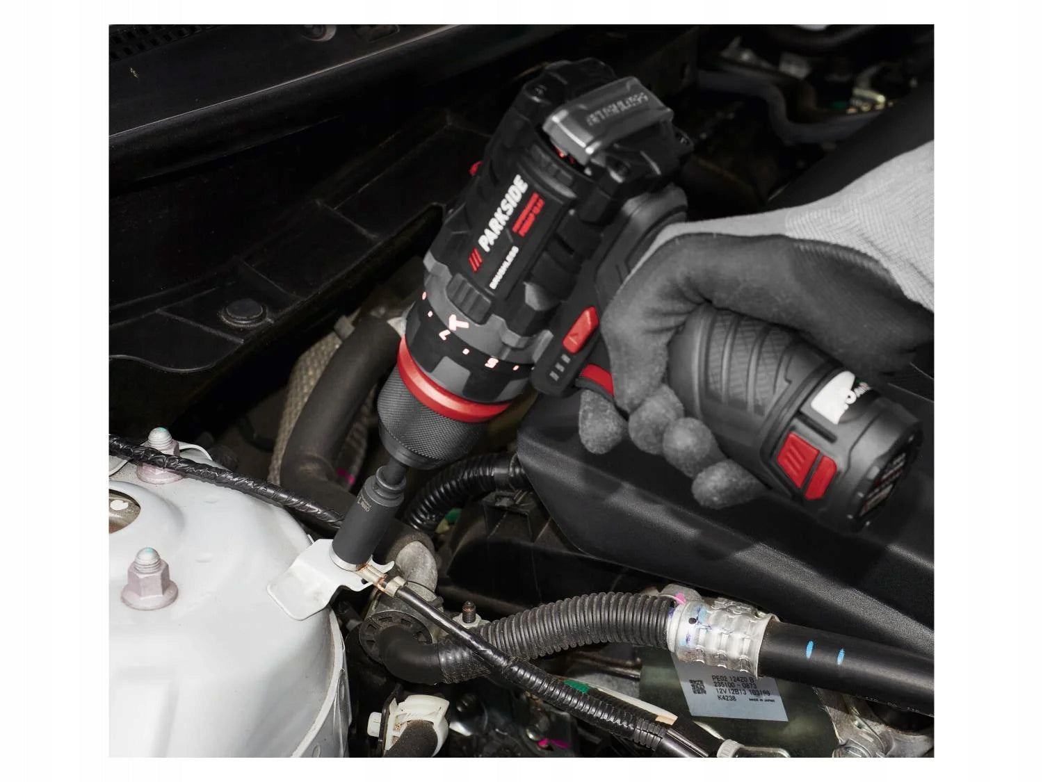 SET OF SOCKET WRENCHES AND PARKSIDE PERFORMANCE BITS SET OF 21 ELEMENTS EAN (GTIN) 5907980202064