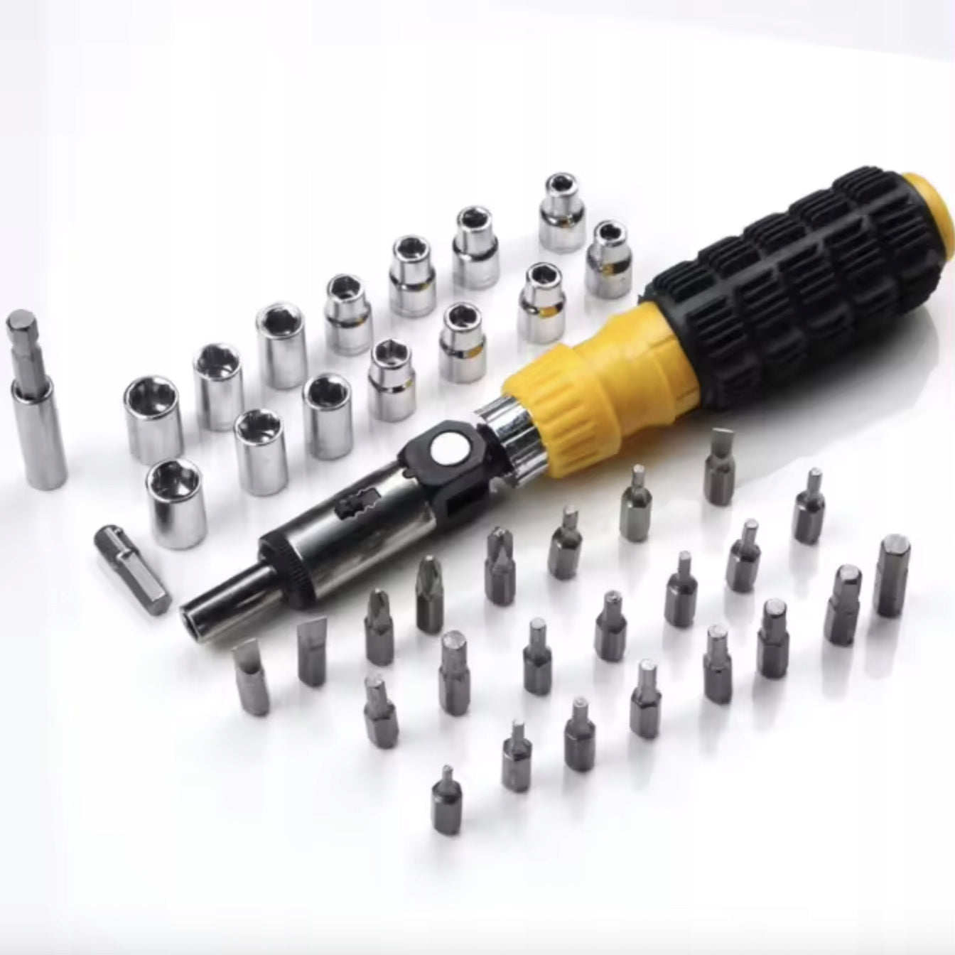 SET OF SOCKET WRENCHES BITS RATCHET IMBUS 41 ELEMENT. Packaging status original