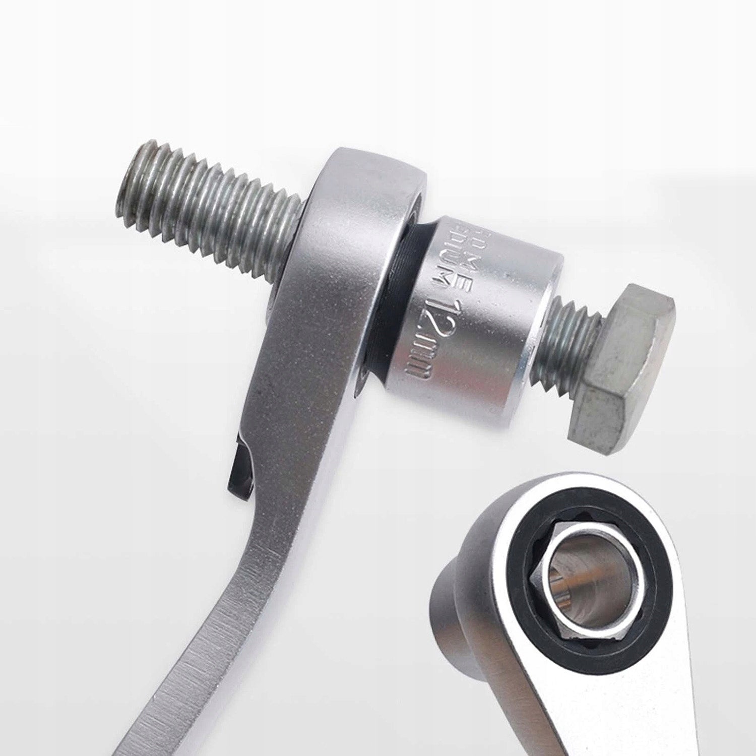 SET OF THROUGH SPLINE SOCKETS 1/2'' 3/8'' 17el 10-24MM SET Number of items in the set 17