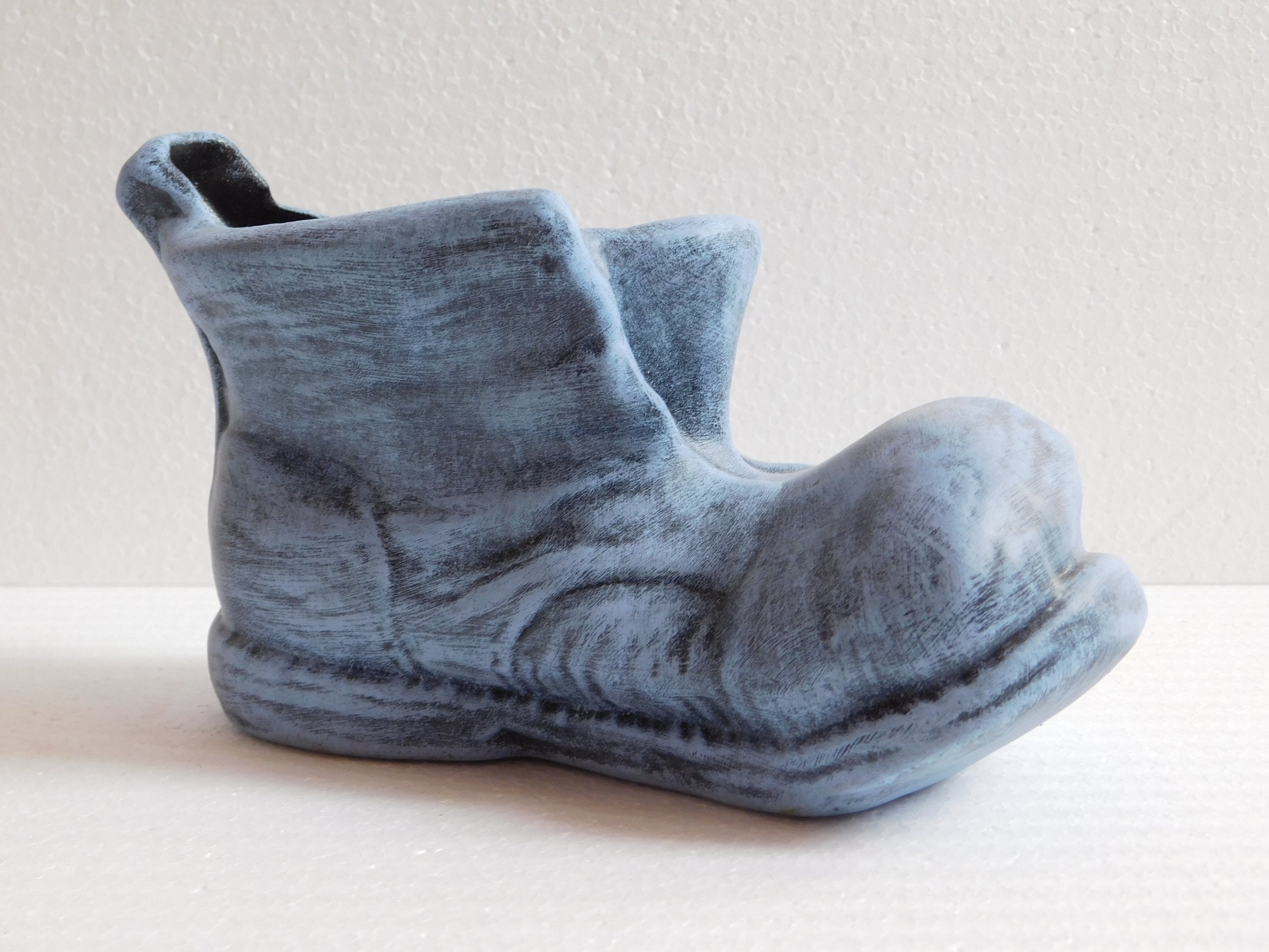 SHOE FIGURINE POT GARDEN COVER DECORATION