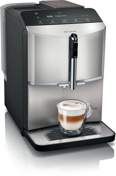 SIEMENS Espresso kávovar EQ300, 1300W, nerezová ocel, mléko