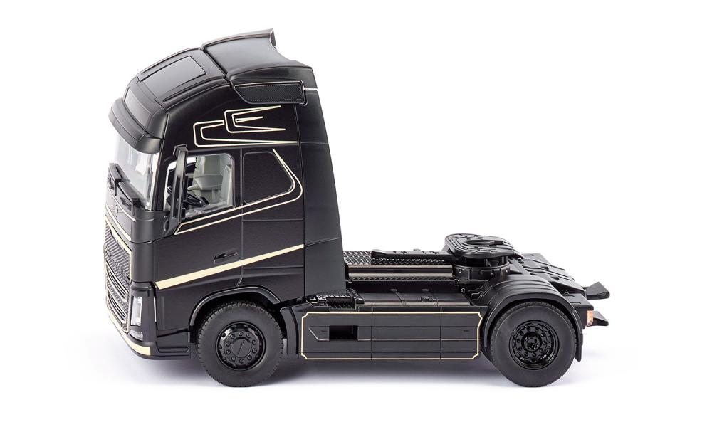 SIKU 6737 VOLVO FH16 TRACTOR UNIT FOR METAL PILOT