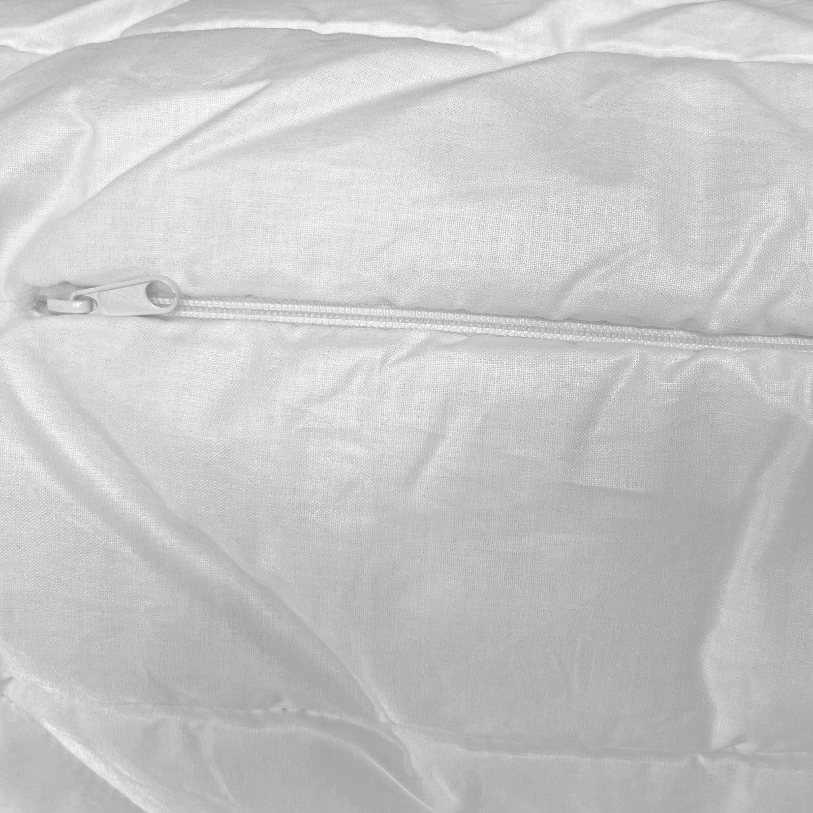 SILK Pillow 70x80 for Sleeping WILD SILK Large COMFORTABLE Polish Product EAN (GTIN) 5906476988611