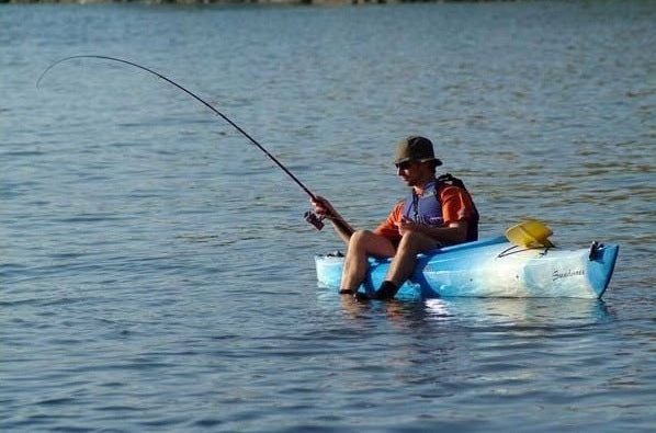 SINGLE-PERSON HIKING KAYAK SUNDANCE PERCEPTION COMFORTABLE STABLE Model SUNDANCE DEJA VU