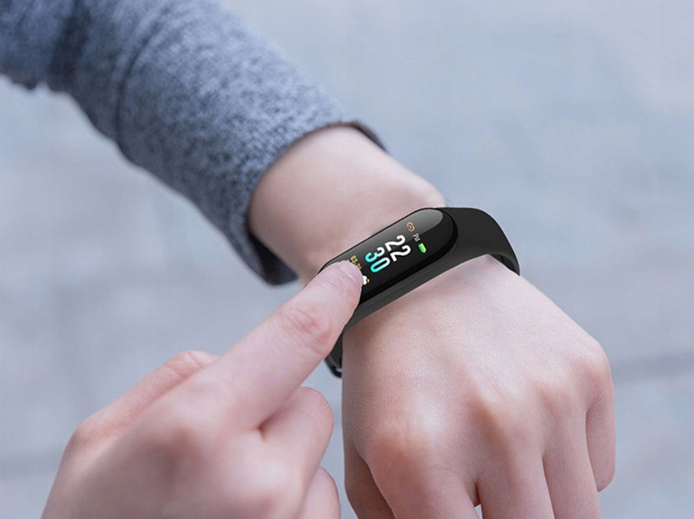 SMARTBAND SPORTS BAND FIT SMARTWATCH HEART RATE MONITOR Color black