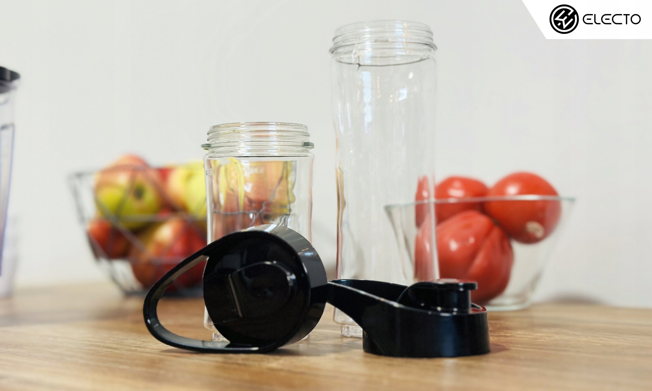 SMOOTHIE COCKTAIL BLENDER 3 WATER BOTTLES FIT STRONG CRUSHES ICE POWER Power rating 900 W