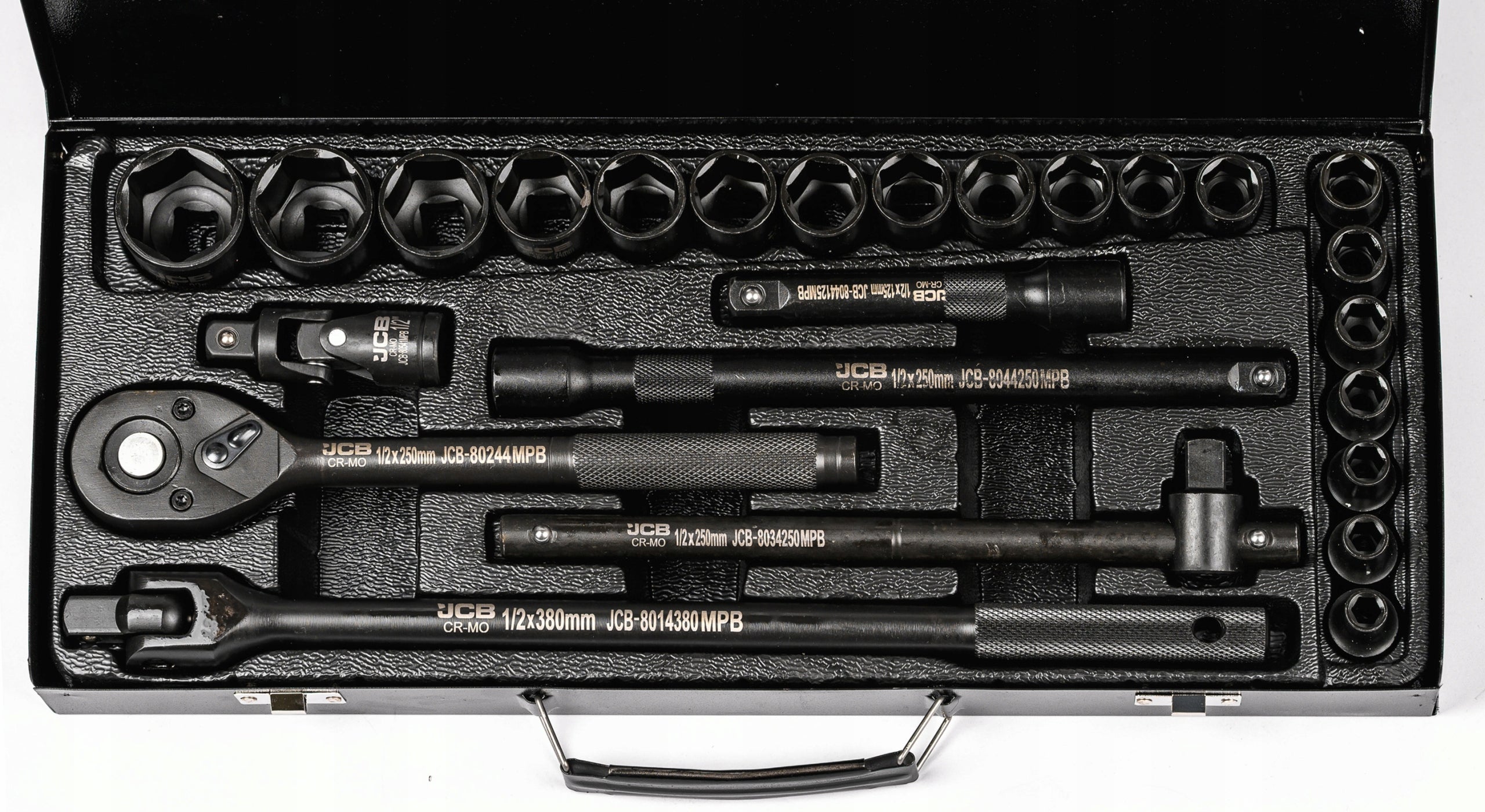 SOCKET WRENCHES IMPACT SOCKET RATCHET JCB 1/2" 26EL 8-32MM SUITCASE Product weight with unit packaging 5.4 kg
