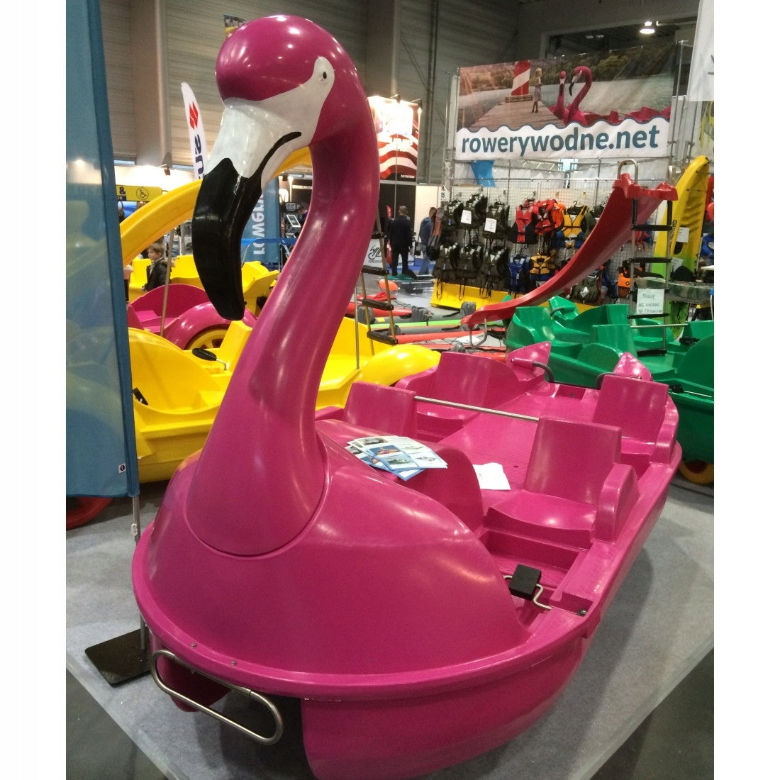 SOLID FLAMINGO WATER BIKE FOR 4 PEOPLE FOR RENTAL WITH WHEELS Brand no brand