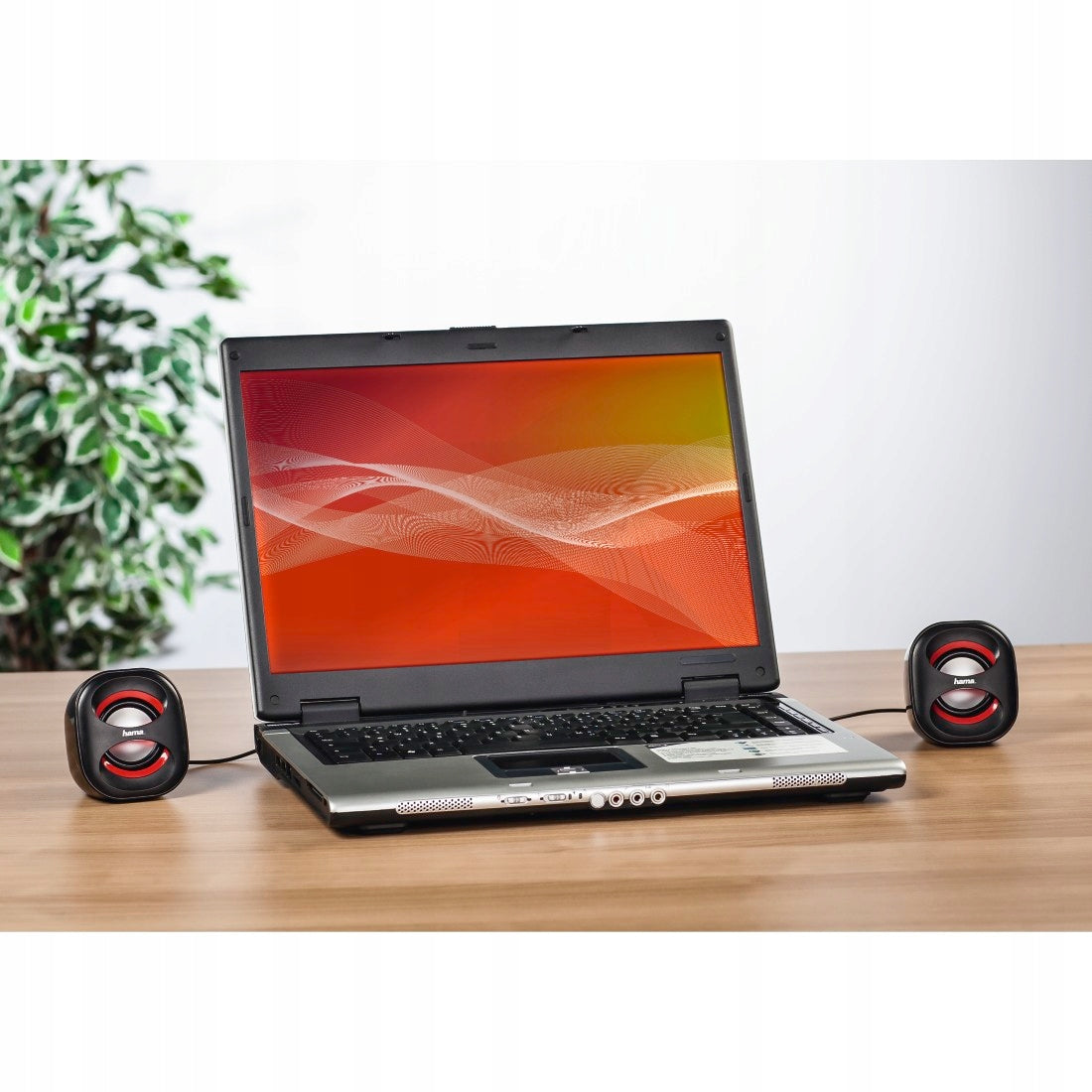 SONIC MOBIL 183 / HAMA NOTEBOOK SPEAKERS Brand Hama