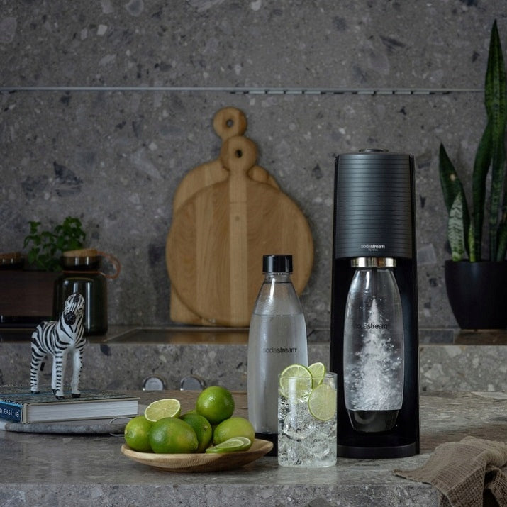 SPARKLING WATER MACHINE HOMEMADE WATER GASSING MACHINE SODASTREAM Packaging status original