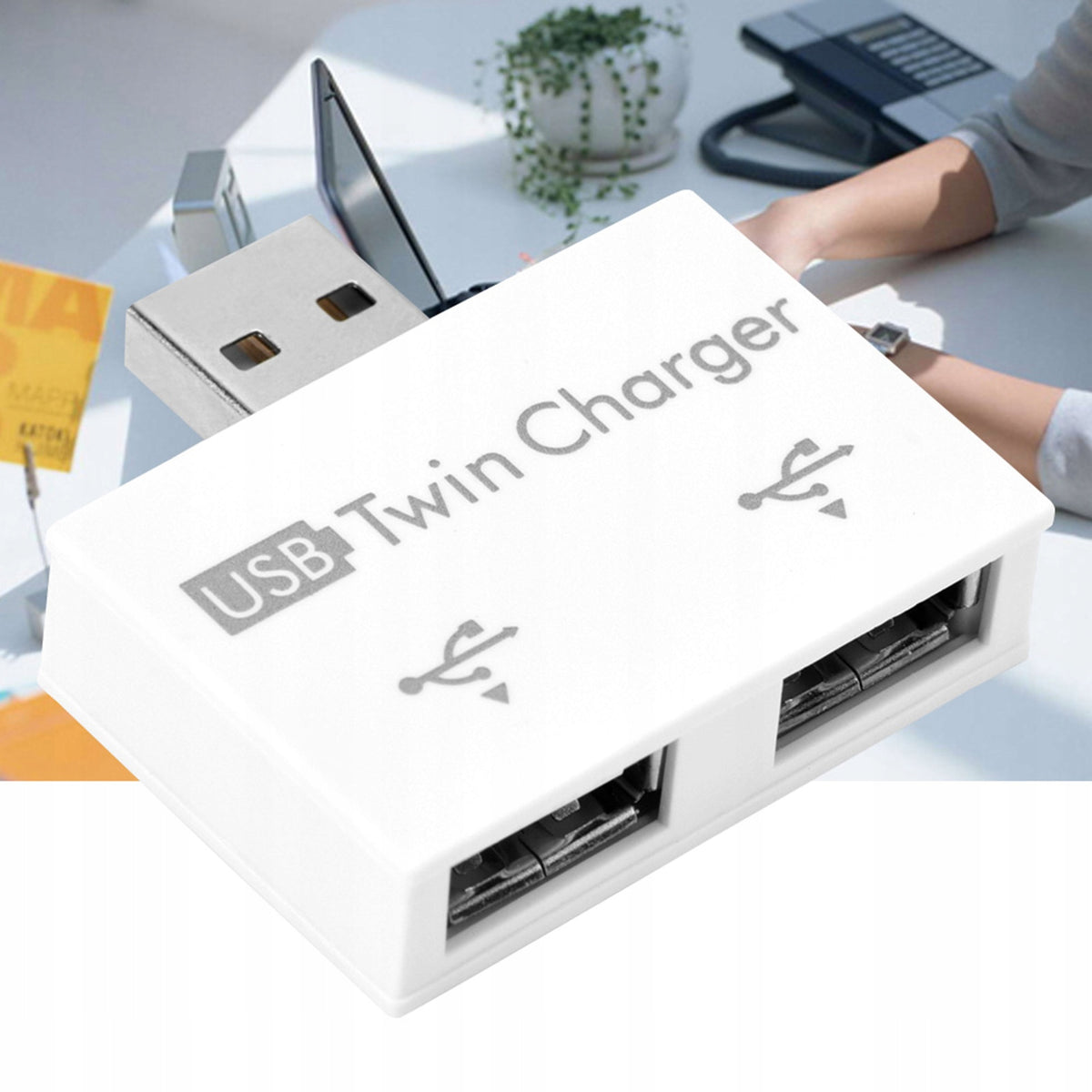 SPLITTER USB2.0 MALE TO DUAL USB WHITE Packaging status original