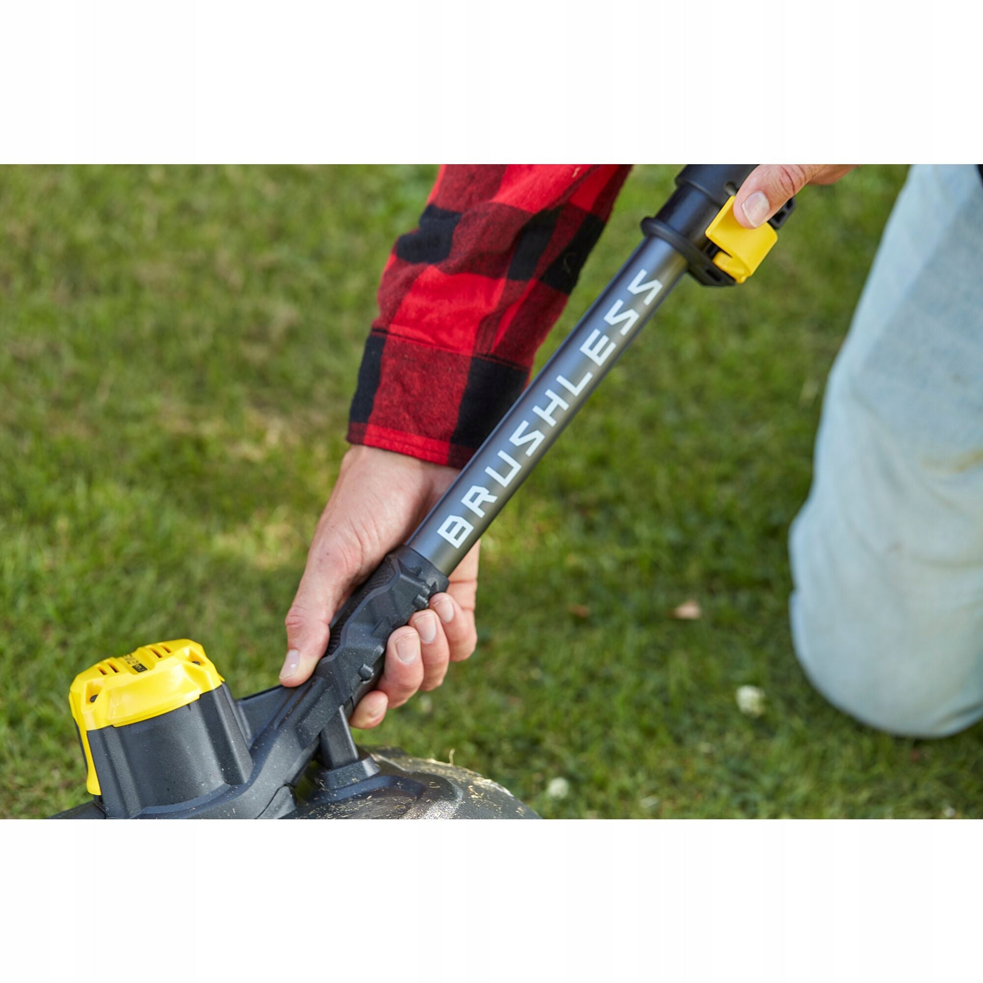 STANLEY BRUSHLESS LAWN TRIMMER 18V V20 33CM SFMCSTB933B-XJ Kind edge trimmer