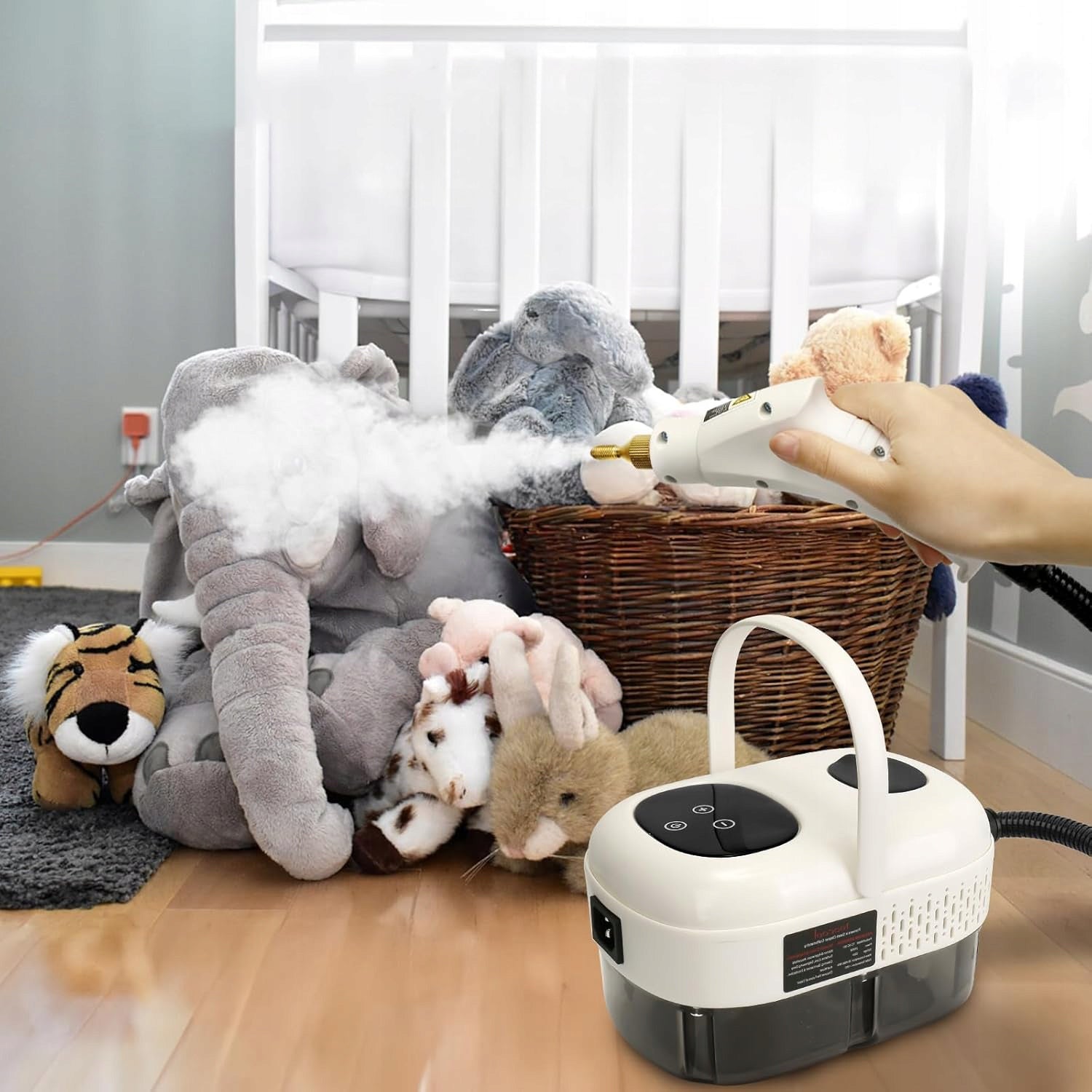 STEAM CLEANER MULTIFUNCTION 6-LEVEL ADJUSTMENT 3BAR 1100ML 2500W Dominant color white