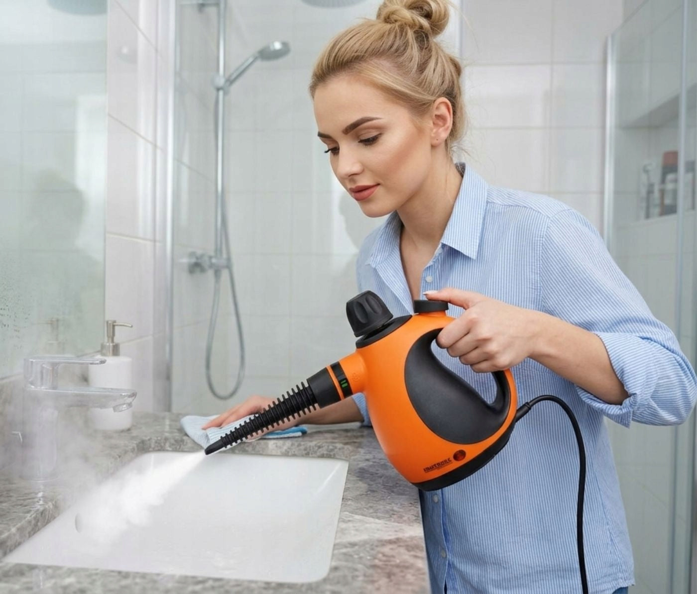 STEAM CLEANER PRESSURE CLEANER FOR GROUT UPHOLSTERY WINDOWS STEAMER 1100W Dominant color orange