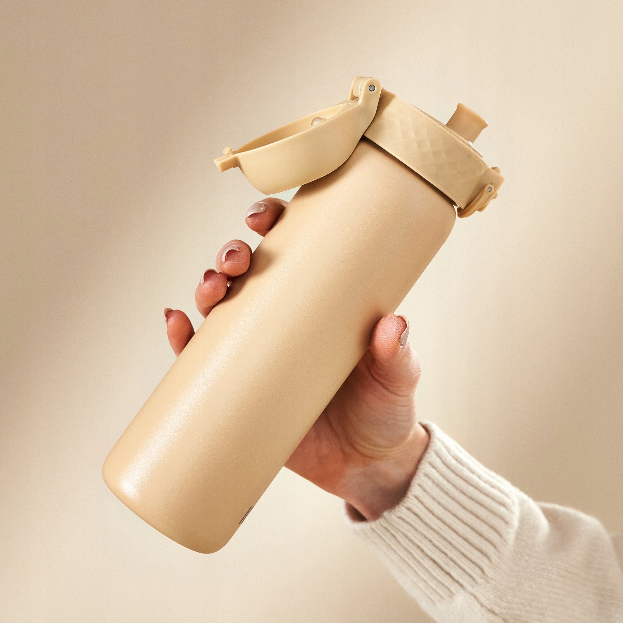 STEEL WATER BOTTLE - PZH CERTIFICATE - STAINLESS ELEGANT BEIGE ION8 0,6 l 600 ml Brand Ion8