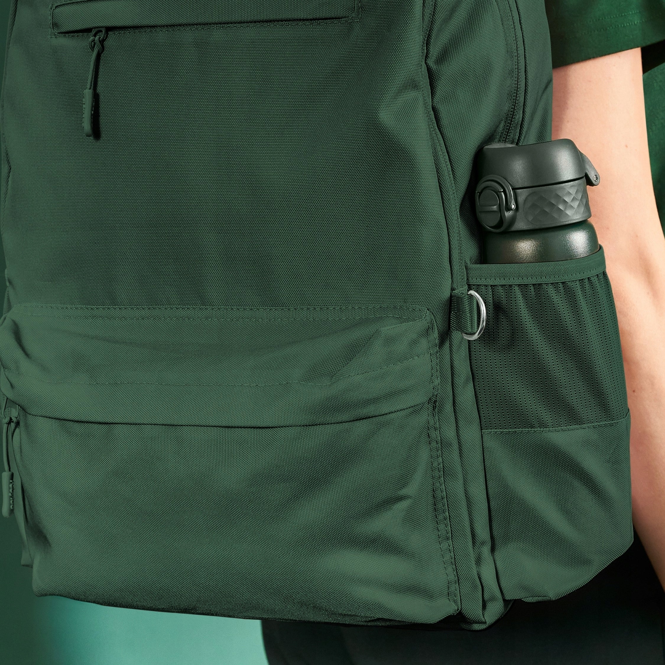 STEEL WATER BOTTLE - PZH CERTIFICATE - STAINLESS MILITARY GREEN ION8 0,6 L 600 ml Model I8SS600