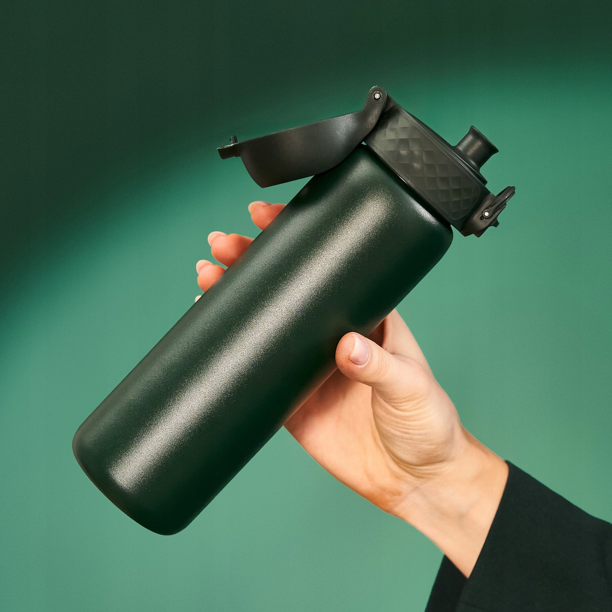 STEEL WATER BOTTLE - PZH CERTIFICATE - STAINLESS MILITARY GREEN ION8 0,6 L 600 ml Volume 600 ml
