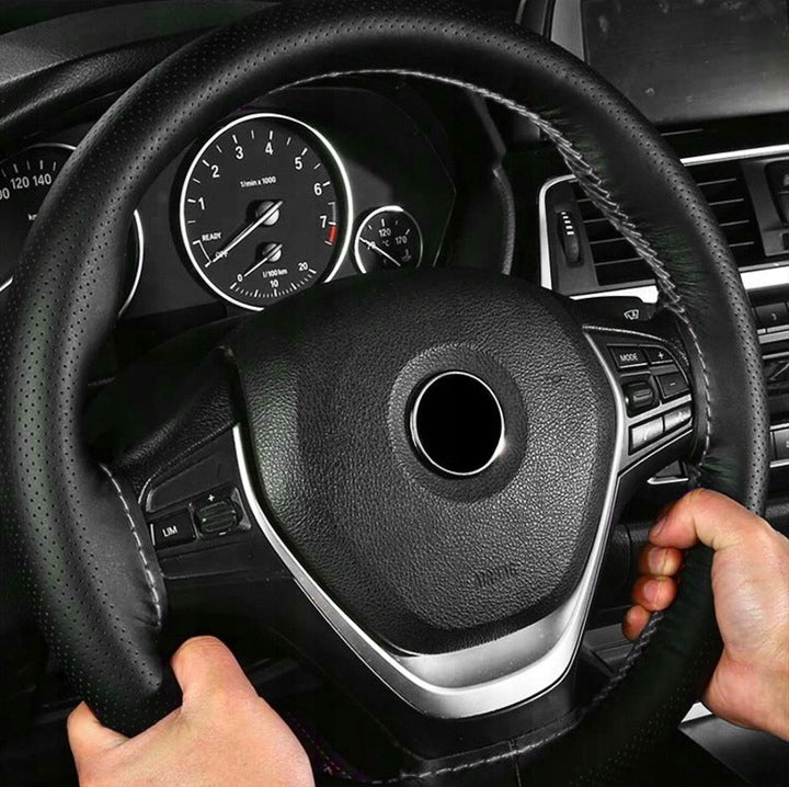 STEERING WHEEL COVER BLACK PERFORATED NIC GRAY STEERING WHEEL COVER Product weight with unit packaging 0.2 kg