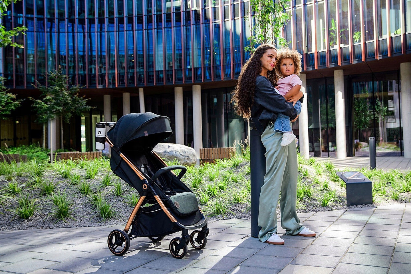 STROLLER UP TO 22 KG MAINTENANCE-FREE WHEELS QUICK FOLDING LIONELO INGRID Brand Lionelo